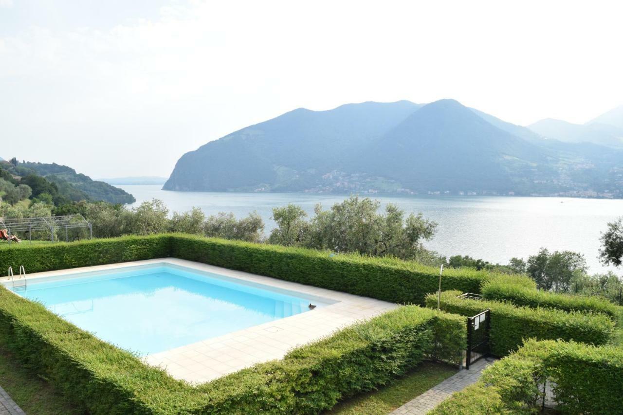 Appartamento Agnesi Monte Isola Buitenkant foto