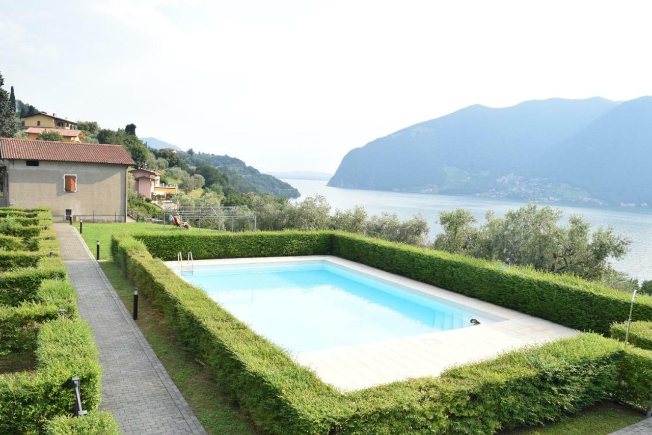 Appartamento Agnesi Monte Isola Buitenkant foto