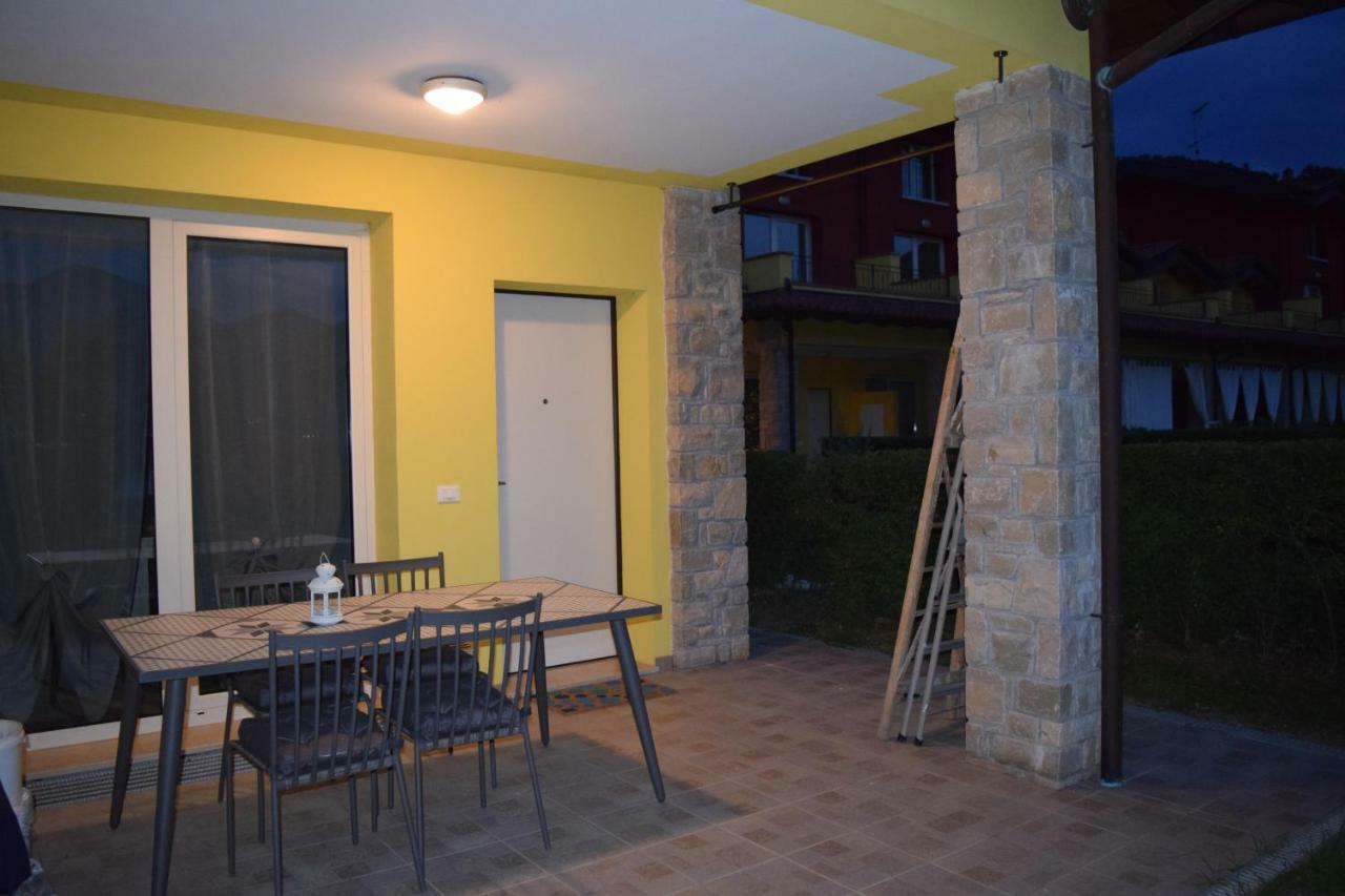 Appartamento Agnesi Monte Isola Buitenkant foto